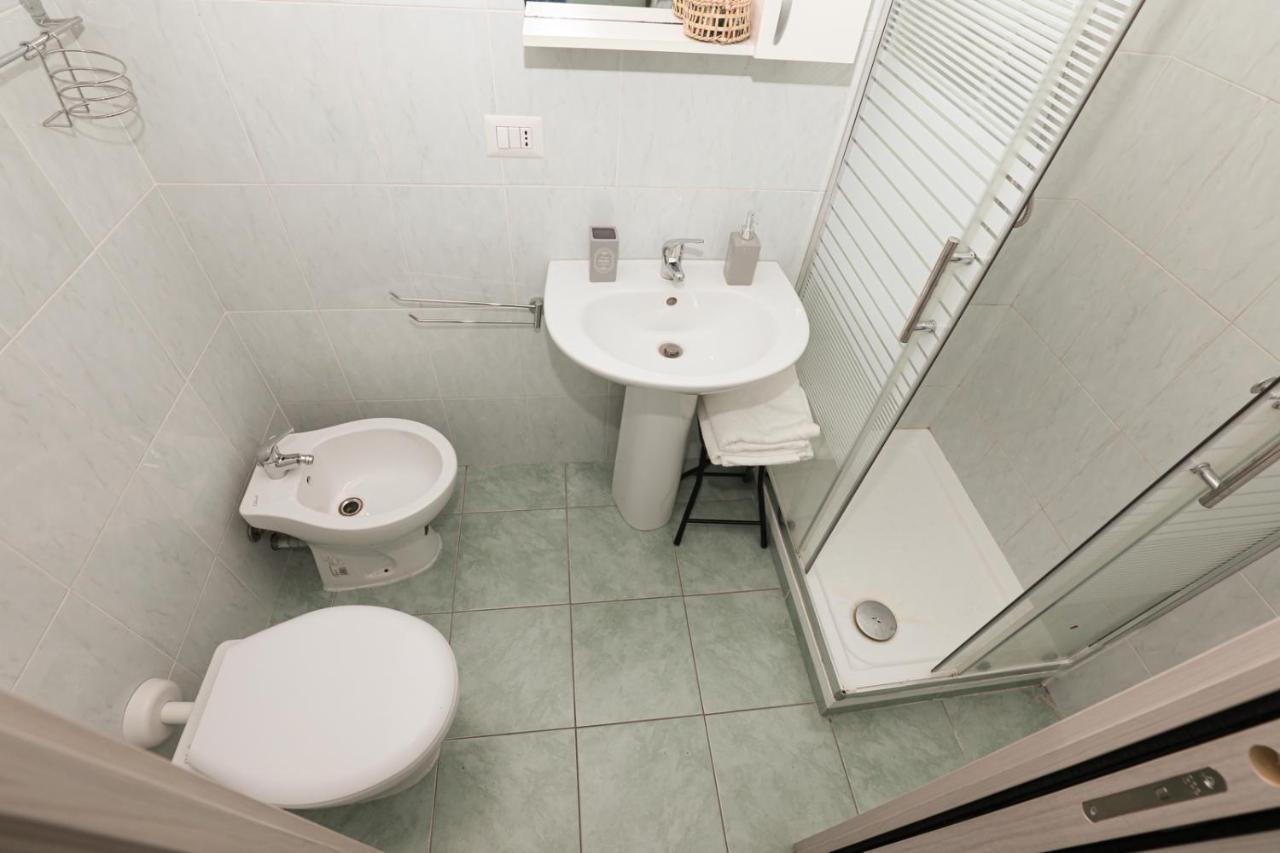 ג'נובה Affittacamere "San Martino Rooms" מראה חיצוני תמונה